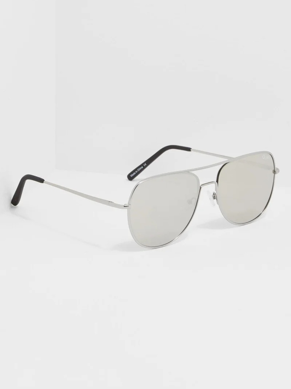 QUAY living large metallic reflective silver & black aviators